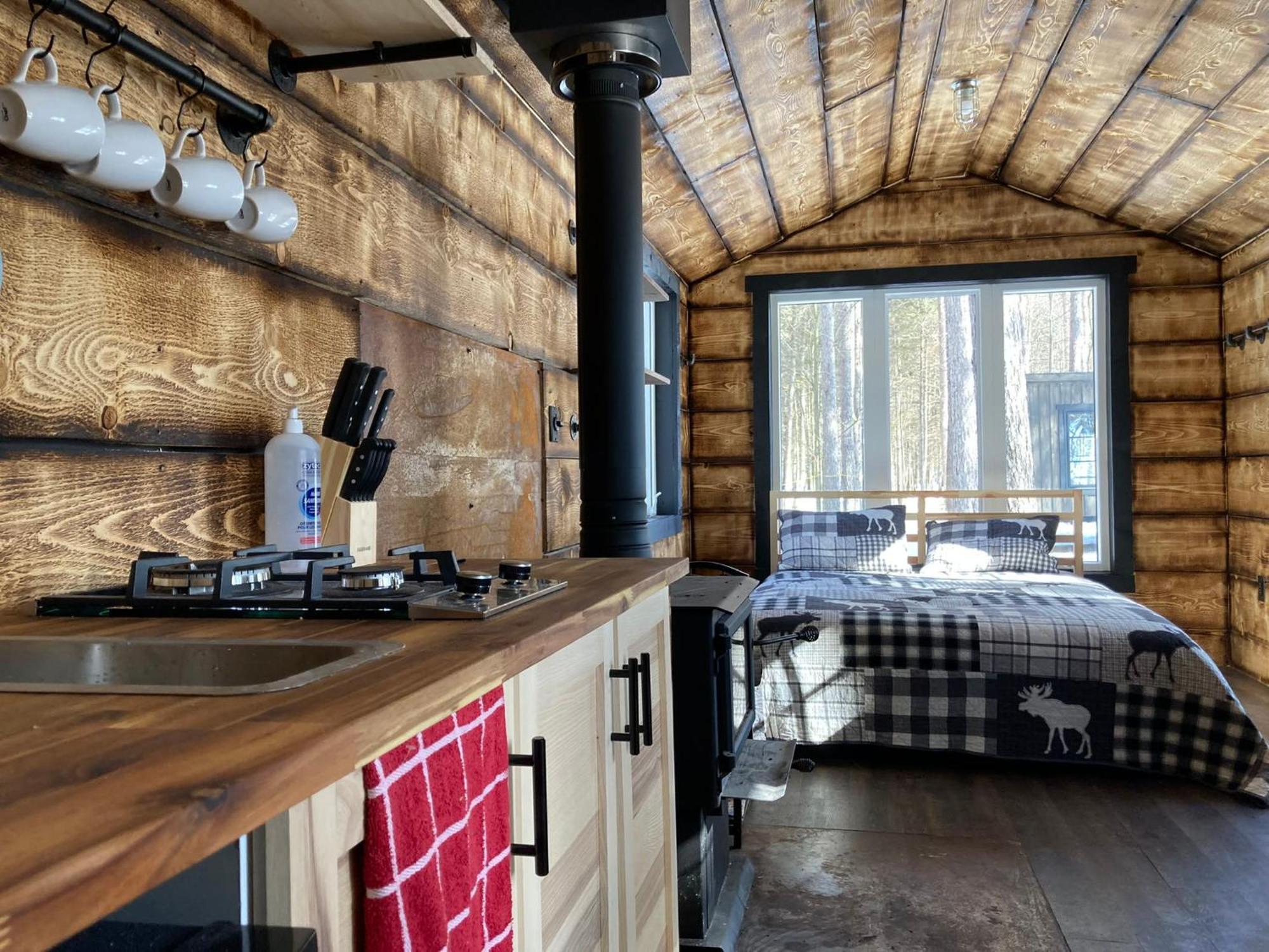 Your Cozy Cabin Retreat Saint-Remi-d'Amherst Exterior foto